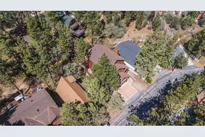 529 Bernhardt, Big Bear City, CA 92314 - Photo 2