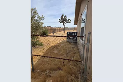 57963 Campanula, Yucca Valley, CA 92284 - Photo 8