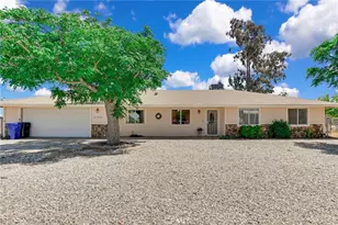 21495 Minodoka, Apple Valley, CA 92308 - Photo 2