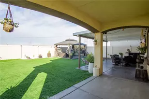 16846 Desert Star, Victorville, CA 92394 - Photo 40