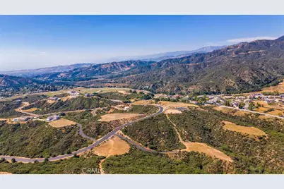 39525 Eastview Court, Yucaipa, CA 92399 - Photo 8