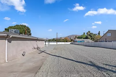 19594 Temescal Canyon, Corona, CA 92881 - Photo 8