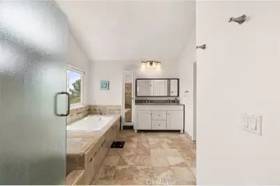 51 La Perla, Lake Forest, CA 92610 - Photo 22