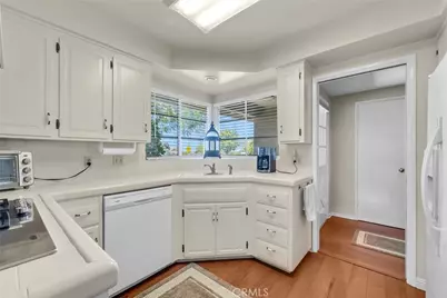 256 E Monterey, Corona, CA 92879 - Photo 12
