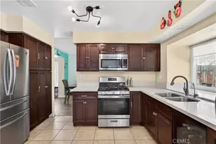 7726 Whitney Dr, Jurupa Valley, CA 92509 - Photo 10