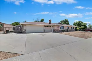 27266 Pacifica Ct, Hemet, CA 92544 - Photo 4