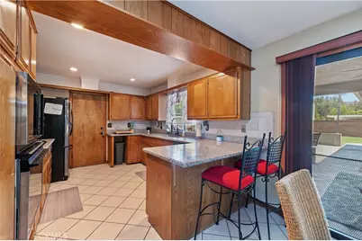 27266 Pacifica Court, Hemet, CA 92544 - Photo 8