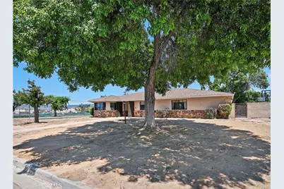 27266 Pacifica Court, Hemet, CA 92544 - Photo 2