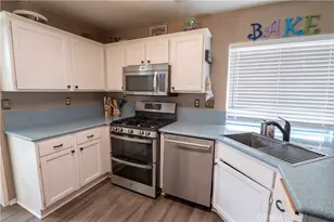 2760 W Windhaven, Rialto, CA 92377 - Photo 4