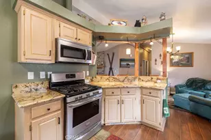 1035 W Fairway, Big Bear City, CA 92314 - Photo 10