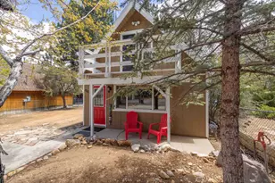 525 Kern, Sugarloaf, CA 92386 - Photo 4