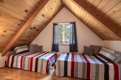525 Kern, Sugarloaf, CA 92386 - Photo 20