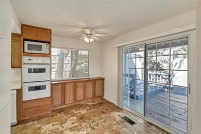 31920 Pine Cone Drive, Running Springs, CA 92382 - Photo 18