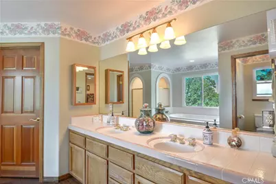 28710 Bryce, Lake Arrowhead, CA 92352 - Photo 24
