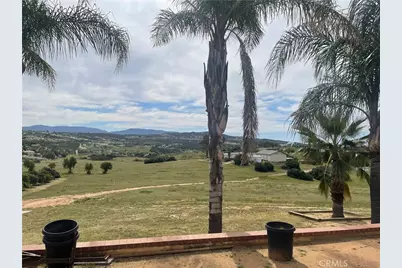 38687 Calle Segovia, Temecula, CA 92592 - Photo 2