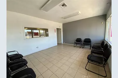 136 Highland Avenue, San Bernardino, CA 92404 - Photo 2