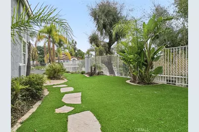 901 Clearwood Avenue, Riverside, CA 92506 - Photo 26