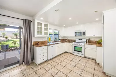 1926 S Starfire Ave, Corona, CA 92879 - Photo 20