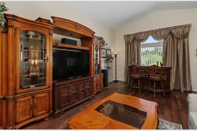8033 Stonemist, Jurupa, CA 92509 - Photo 6