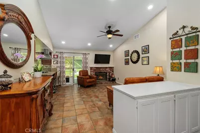 8033 Stonemist, Jurupa, CA 92509 - Photo 10