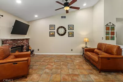 8033 Stonemist, Jurupa, CA 92509 - Photo 12