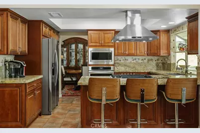 8033 Stonemist, Jurupa, CA 92509 - Photo 14