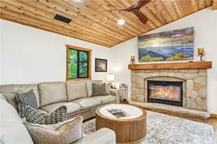 590 Arrowhead Villa, Lake Arrowhead, CA 92352 - Photo 2