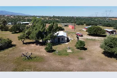 8288 White, Phelan, CA 92371 - Photo 2