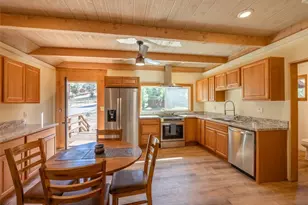 39961 Lakeview Dr, Big Bear Lake, CA 92315 - Photo 8