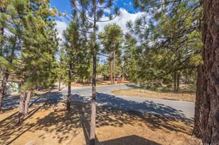 39961 Lakeview Dr, Big Bear Lake, CA 92315 - Photo 30