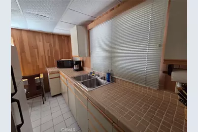 525 Yukon, Green Valley Lake, CA 92341 - Photo 10
