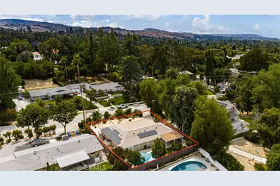 1317 S Center St, Redlands, CA 92373 - Photo 32