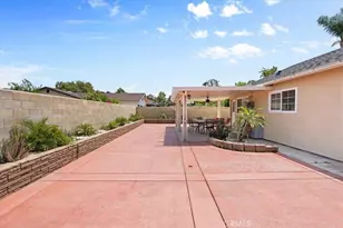 395 S Tamarisk Ave, Rialto, CA 92376 - Photo 26