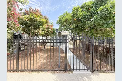 10346 Kalmia Street, Los Angeles, CA 90002 - Photo 2