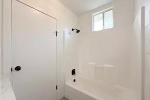 10346 Kalmia St, Los Angeles, CA 90002 - Photo 16