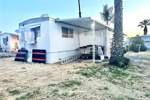 332 N Lyon Ave, Hemet, CA 92543 - Photo 16