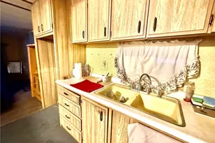 332 N Lyon Ave, Hemet, CA 92543 - Photo 22