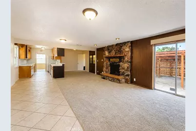 325 N Sanders Street, Ridgecrest, CA 93555 - Photo 2