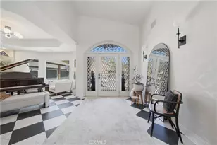41110 Los Ranchos Cir, Temecula, CA 92592 - Photo 2