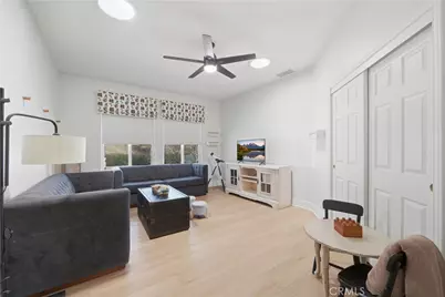 41110 Los Ranchos Cir, Temecula, CA 92592 - Photo 12