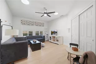 41110 Los Ranchos Cir, Temecula, CA 92592 - Photo 12