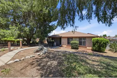 817 W Ontario, Corona, CA 92882 - Photo 4