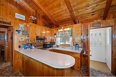 695 Arth Drive, Crestline, CA 92325 - Photo 20