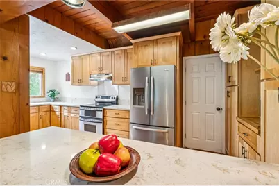 189 St Hwy 173, Lake Arrowhead, CA 92352 - Photo 16