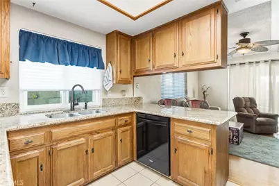 2894 Mojave Court, Highland, CA 92346 - Photo 10