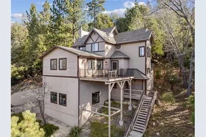965 Sandalwood Drive, Lake Arrowhead, CA 92352 - Photo 2