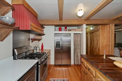 929 Andrew, Big Bear Lake, CA 92315 - Photo 14