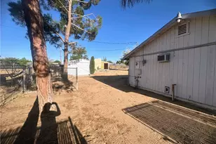12716 Iroquois, Apple Valley, CA 92308 - Photo 26