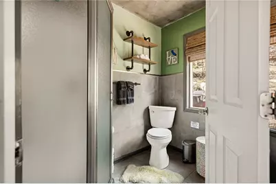 33141 Big Bear Lake Road, Running Springs, CA 92382 - Photo 28