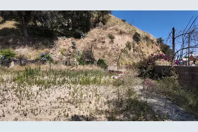 1369 E Loma Alta, Altadena, CA 91001 - Photo 10